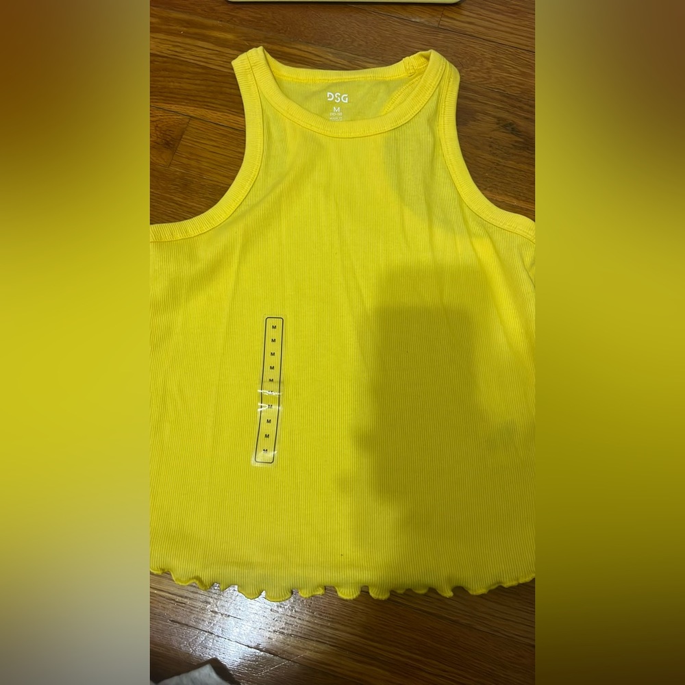 Tank top - Picture 2 of 6